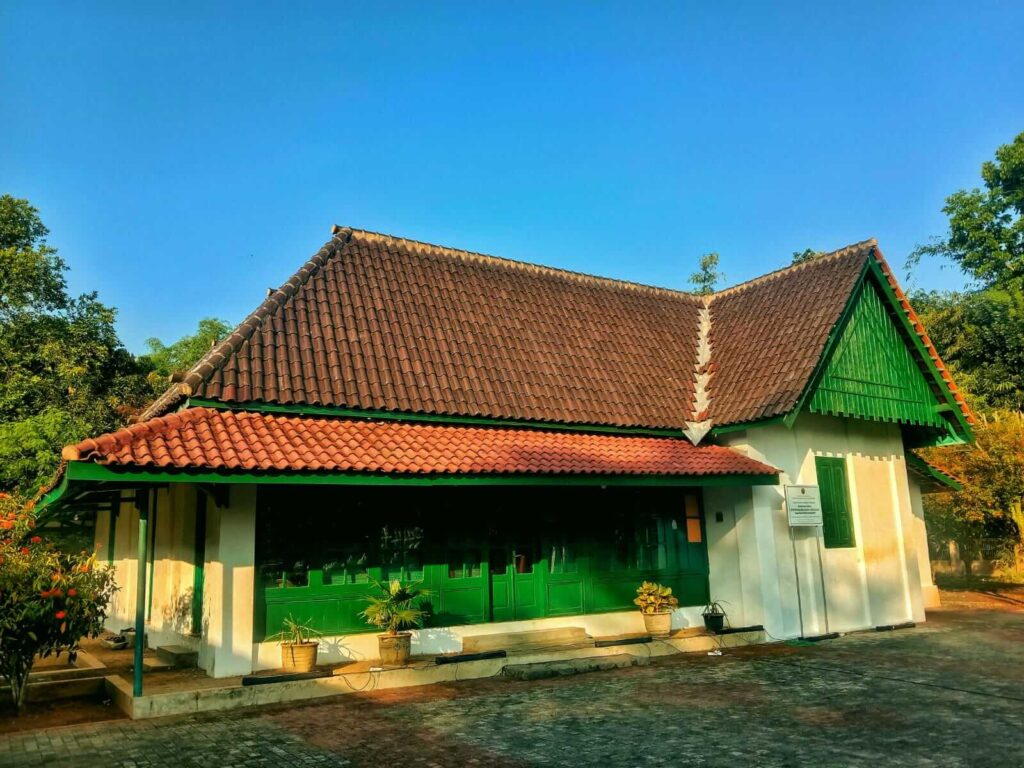 Gaya klasik rumah kediaman radjiman wedyodiningrat dok Catra